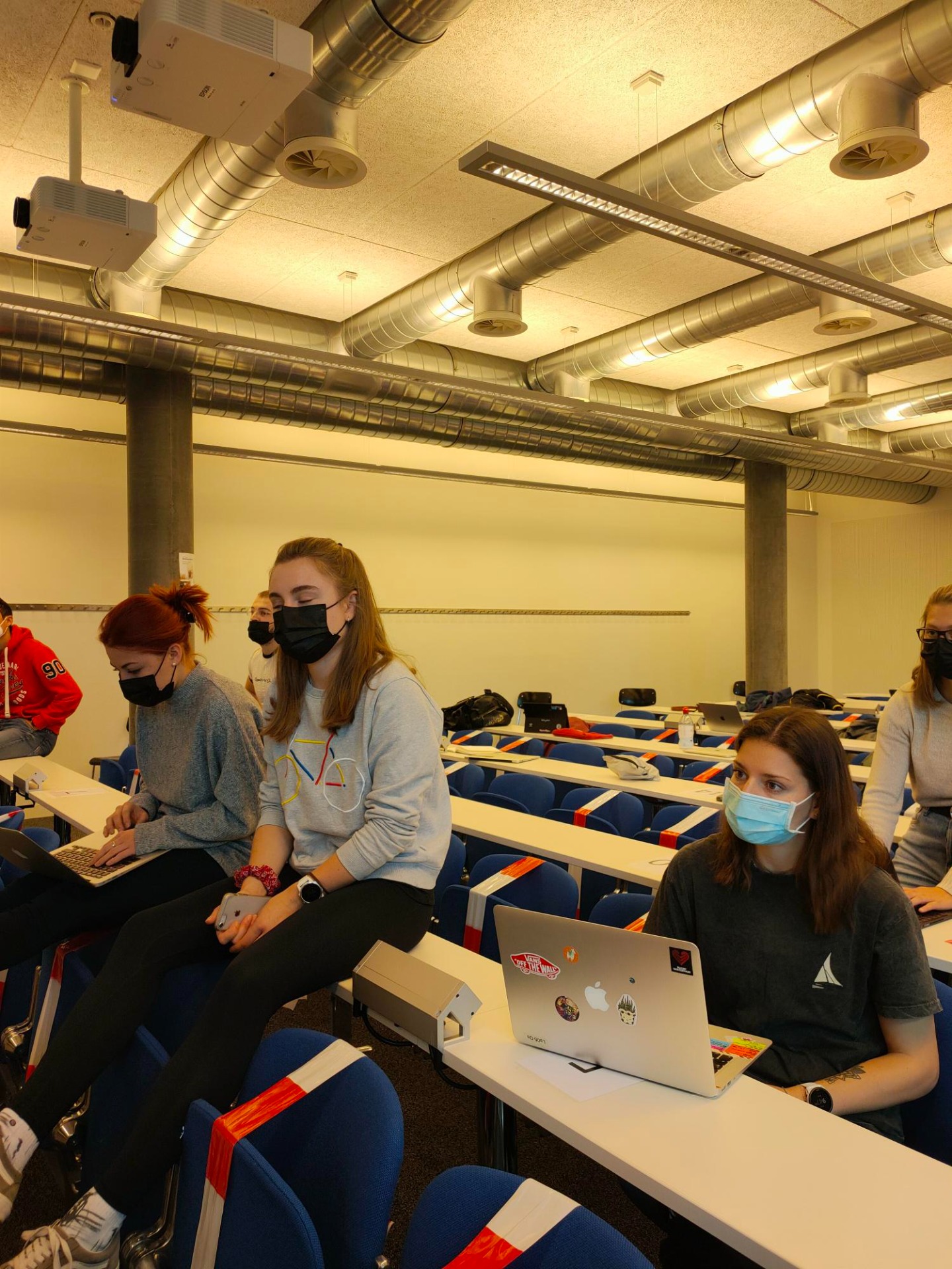 Studierende bei der Einstiegsfrage